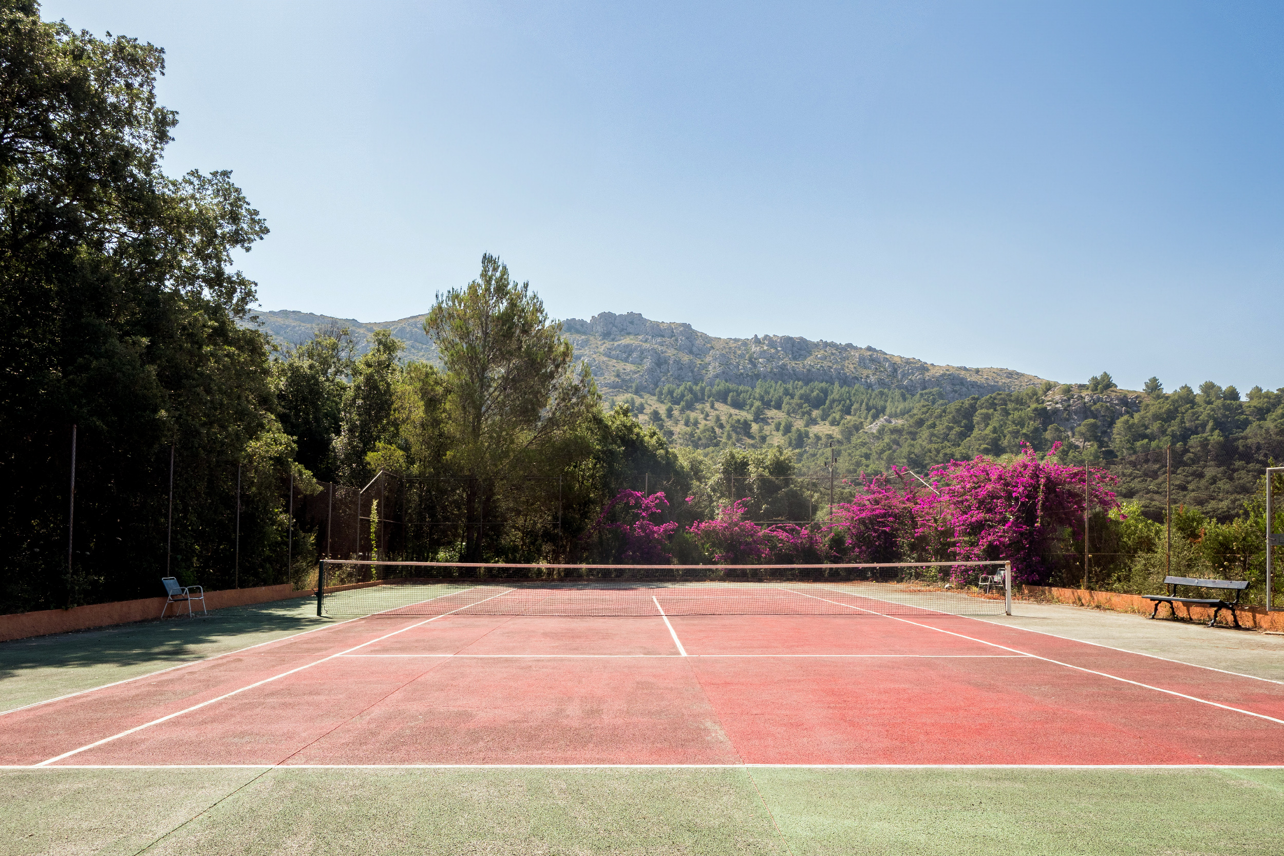 Luxury finca with tennis court in Pollensa