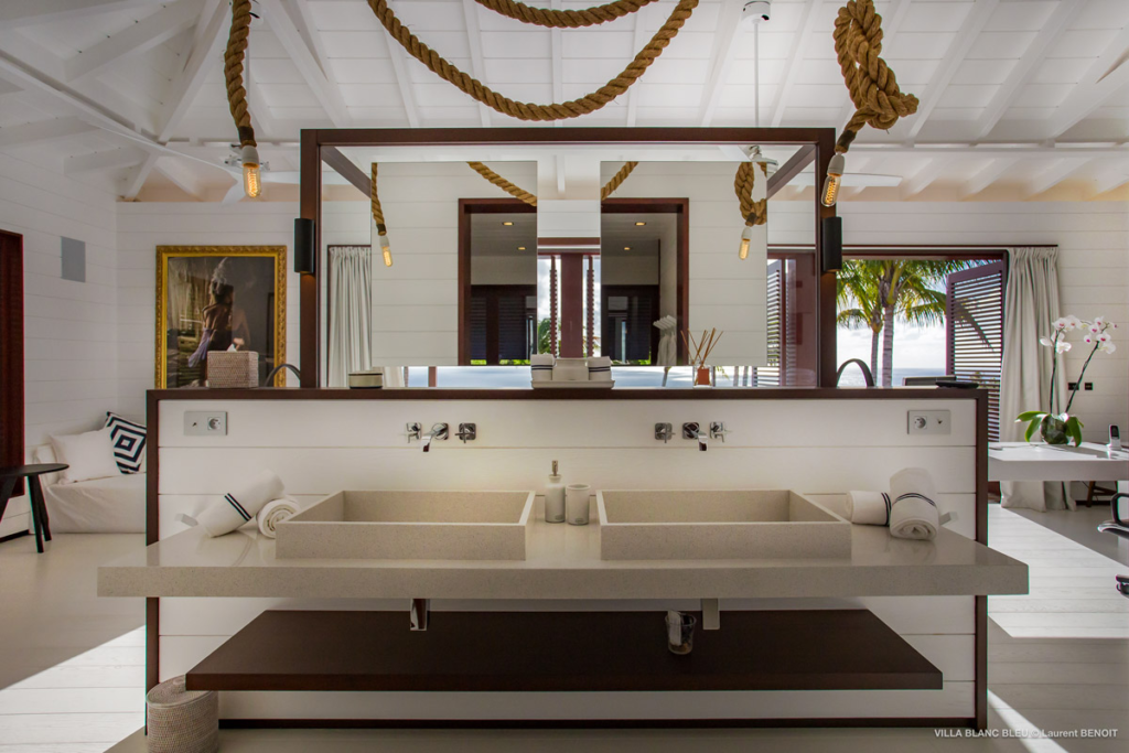 Villa Blanc Bleu bedroom suite with double vanity and sea view